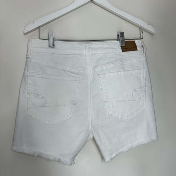 AE High-Waisted Denim Midi white shorts size 6 - Picture 5 of 15